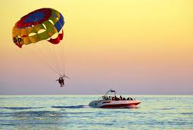 Parasailing in Baga Beach, Goa | Get ...